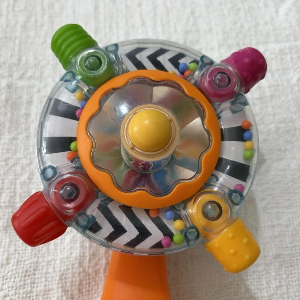 Infantino Stick and See Spinwheel Kaleidoscope Suction High chair Toy Rattle